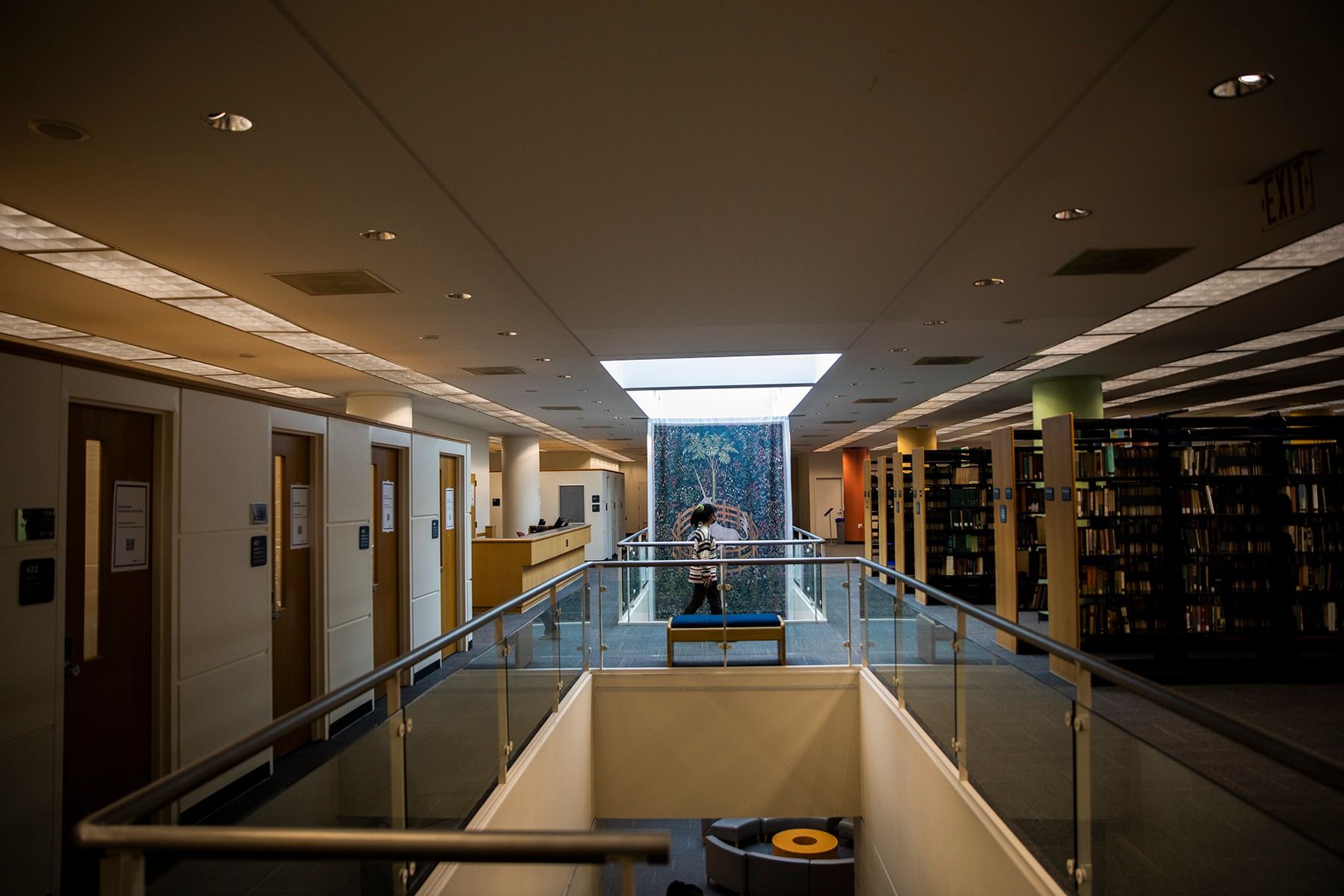 gallery img